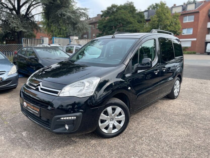 Citroen Berlingo 127.389 km 9.990 € Düsseldorf 40549