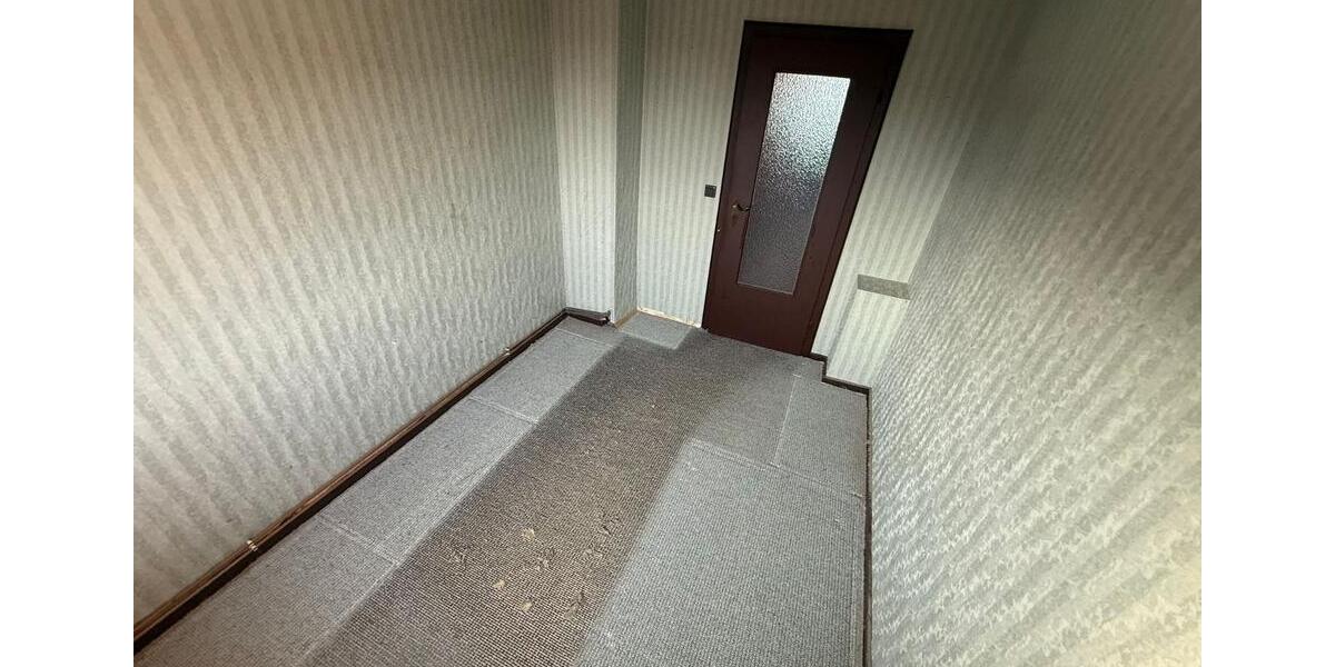 Doppelhaushälfte Köln Ehrenfeld - 5 Zimmer, 150 m&sup2;, 350.000&euro; | Angebot:24852009