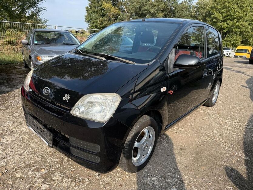 Daihatsu Cuore 169.000 km 1.499 € Köln 50739