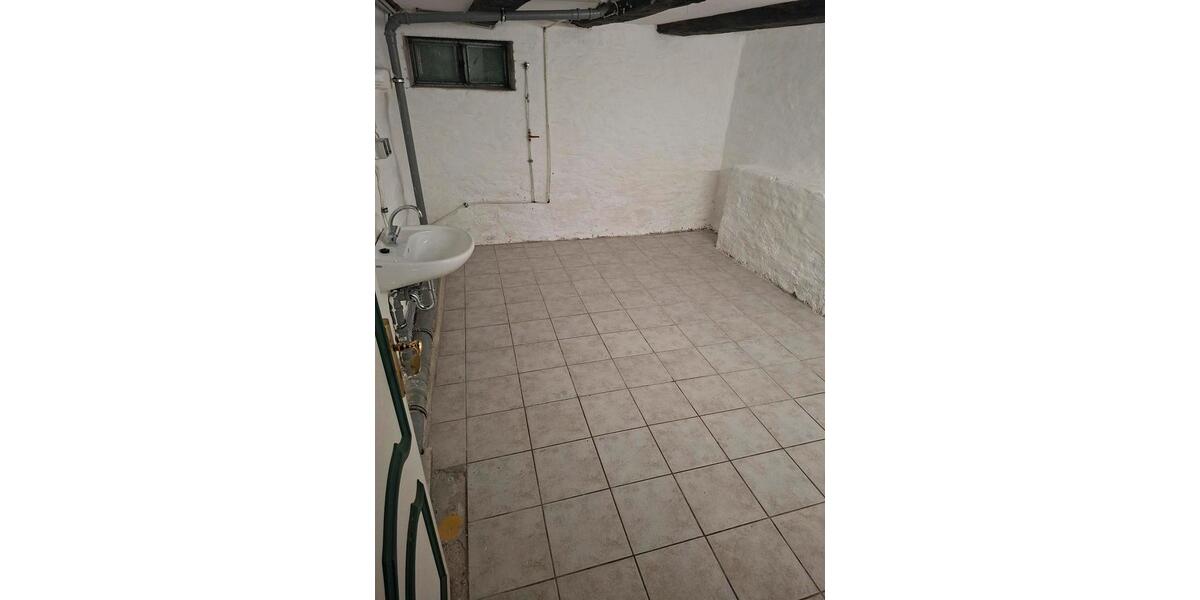 Maisonettenwohnung Mettmann - 5 Zimmer, 160 m&sup2;, 1.600&euro; | Angebot:27586661