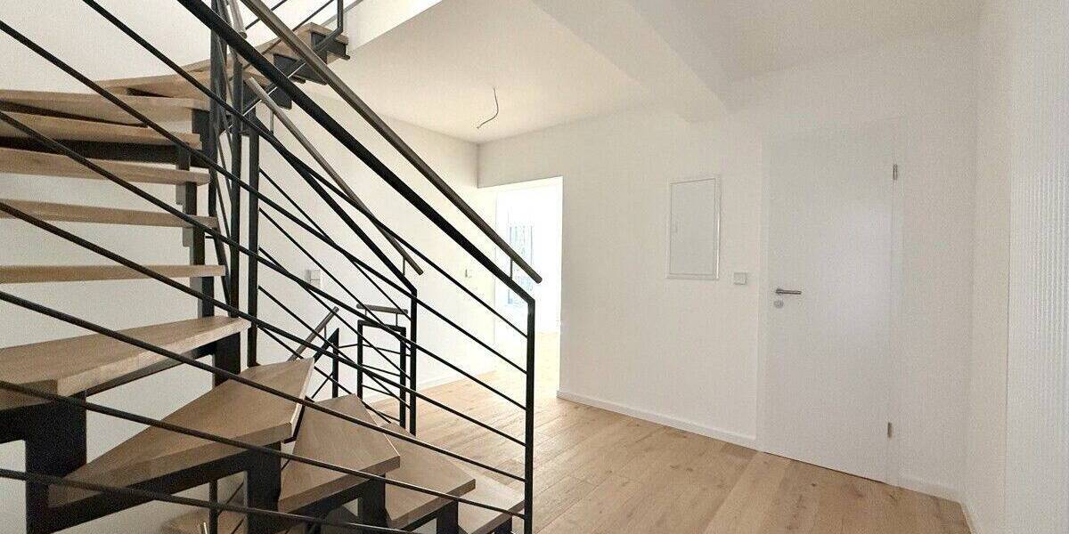 Reihenmittelhaus Hattingen Bredenscheid-Stüter - 5 Zimmer, 180 m&sup2;, 2.258&euro; | Angebot:23986339