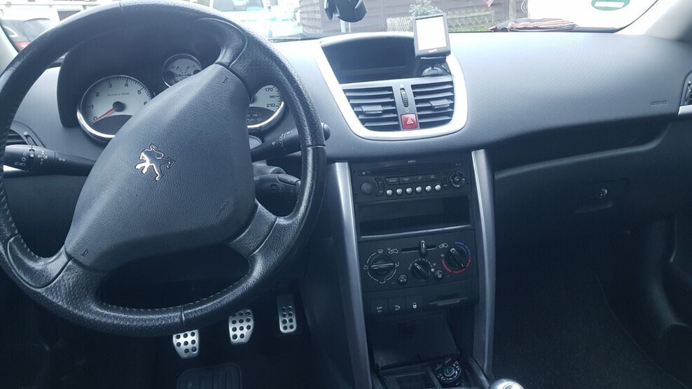 207cc Cabrio Coupe Sport