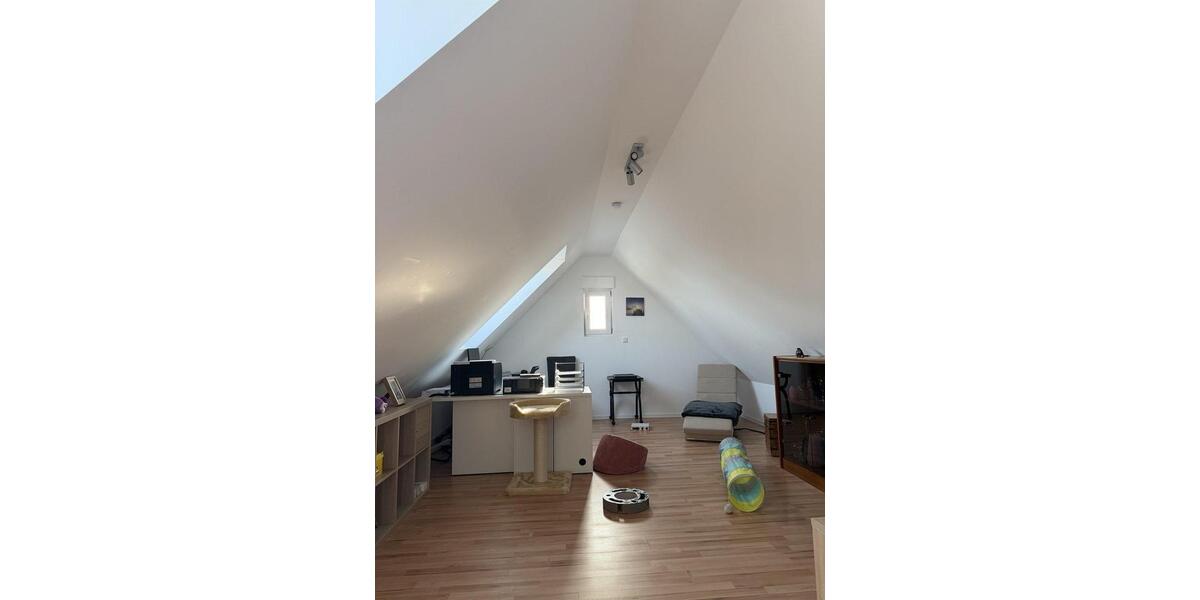 Maisonettenwohnung Solingen Wald - 5 Zimmer, 135 m&sup2;, 1.720&euro; | Angebot:25408715