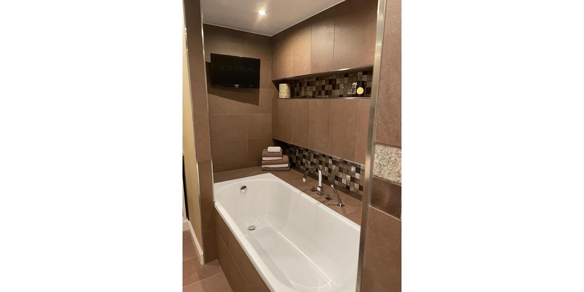 Erdgeschoßwohnung Langenfeld (Rheinland) - 5 Zimmer, 220 m&sup2;, 539.000&euro; | Angebot:25905572