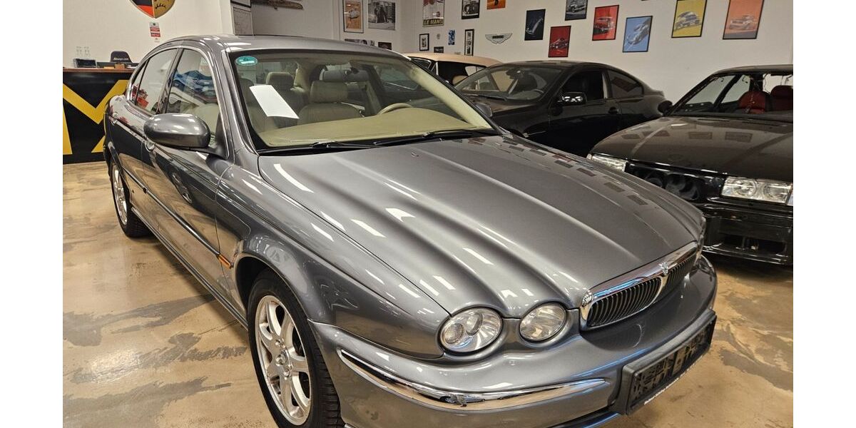 Jaguar X-Type 149.988 km 8.499 &euro; Bergisch Gladbach 51465