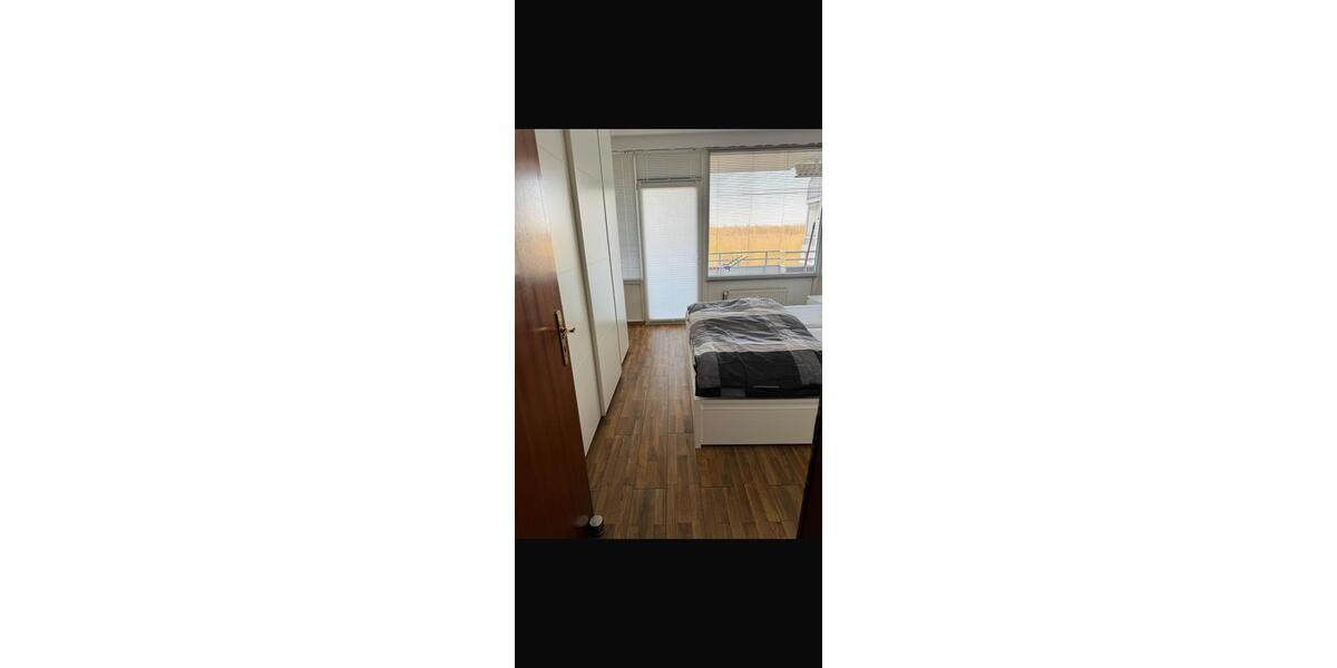 Etagenwohnung Ratingen Tiefenbroich - 3 Zimmer, 90 m&sup2;, 1.582&euro; | Angebot:26647368