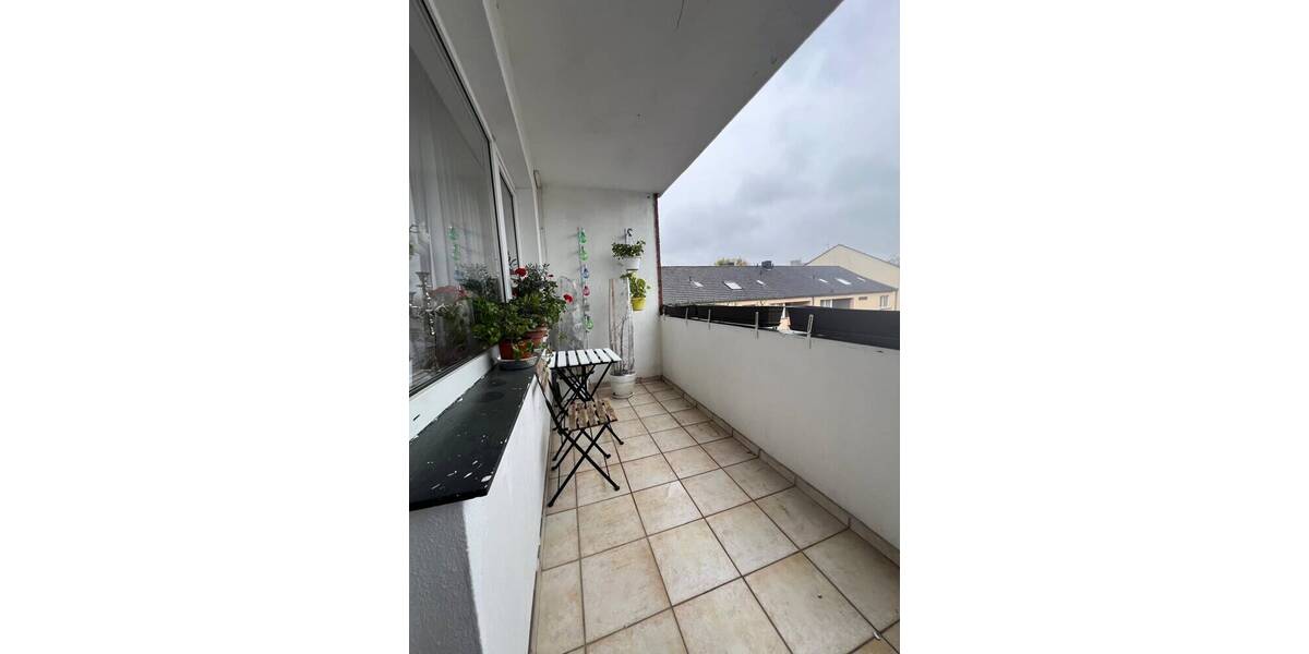 Etagenwohnung Köln Vingst - 2 Zimmer, 64 m&sup2;, 189.000&euro; | Angebot:26037093