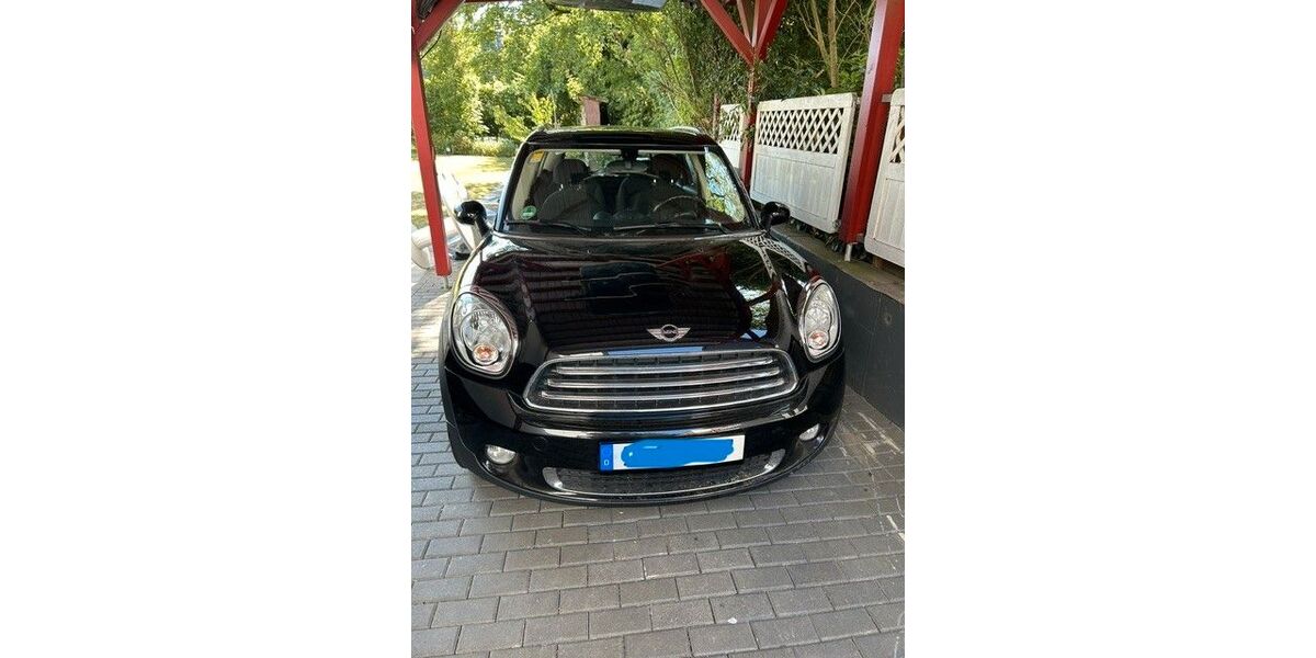 Mini Countryman C (Cooper) 97.600 km 8.800 &euro; Düsseldorf 40470