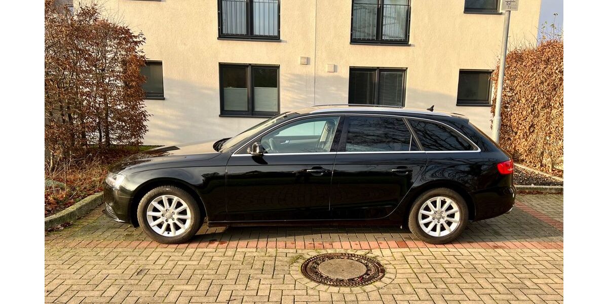 Audi A4 191.000 km 8.400 &euro; Neuss 41466