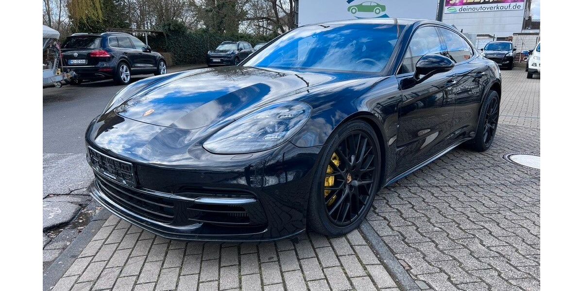 Porsche Panamera 129.300 km 59.950 &euro; Köln 50767
