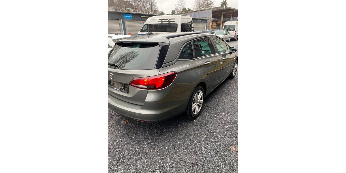 Opel Astra K Sports1.5CDTI/NAVI.VOLL-LED.PDC.ALU-A 117.000 km 6.990 &euro; Hilden 40721