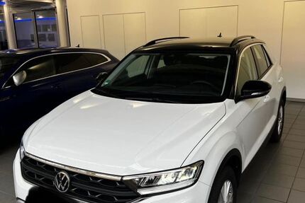 VW T-Roc 32.100 km 20.300 &euro; Düsseldorf 40547