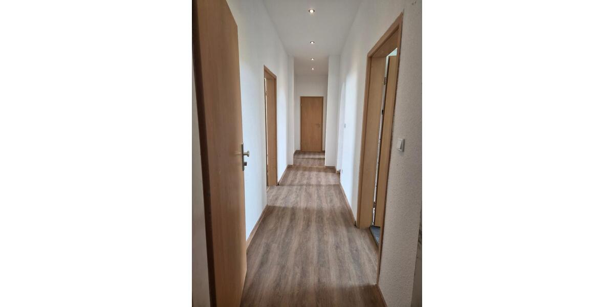 Etagenwohnung Remscheid Remscheid-Süd - 3 Zimmer, 83 m&sup2;, 550&euro; | Angebot:26642917