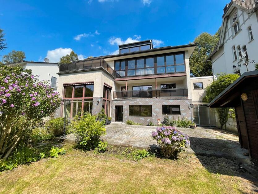 Zweifamilienhaus in gehobener Wohngegend (ohne Makler) zimmer