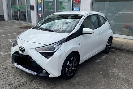 Toyota Aygo (X) 112.380 km 8.199 &euro; Köln 51143