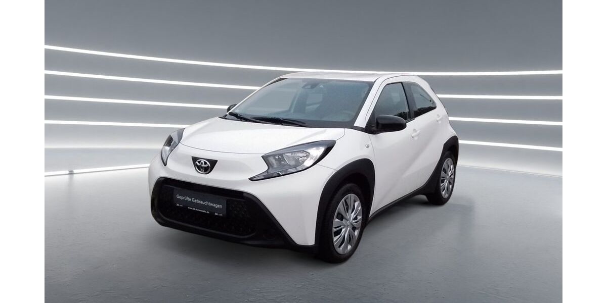 Toyota Aygo (X) 29.681 km 14.890 &euro; Köln 51149