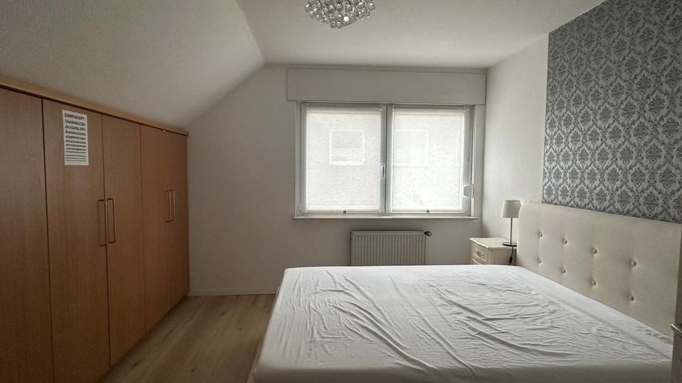Dachgeschoßwohnung Solingen Höhscheid - 2 Zimmer, 64 m&sup2;, 665&euro; | Angebot:26639579