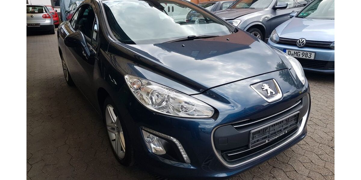 Peugeot 308 67.000 km 9.999 € Düsseldorf 40231