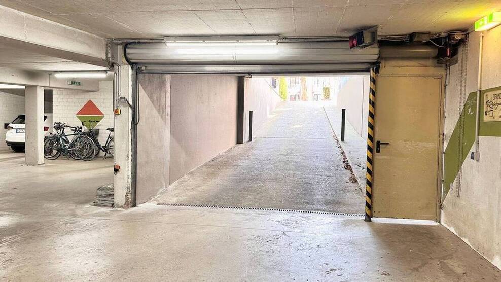 15 Min. in die Innenstadt, 280 € HG! TraumWohnung auf 81 m2, 3 Z., Süd-Balkon + XL-Garage uvm.