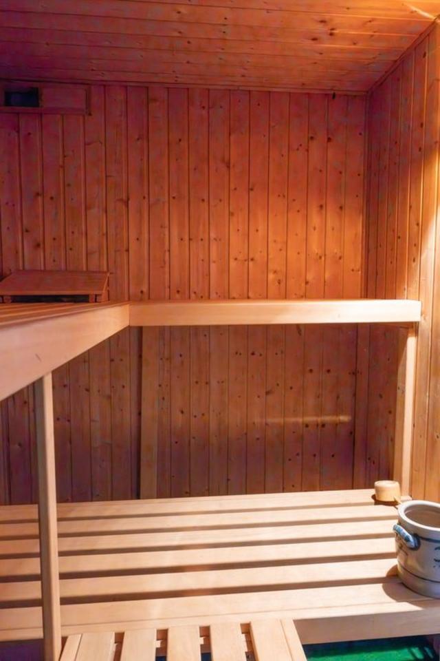 Freundliches 5,5-Zimmer-Haus mit Terrasse, Kamin, Pool und Sauna