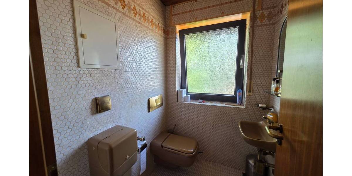 Mehrfamilienhaus, Wohnhaus Velbert Mitte - 6 Zimmer, 230 m&sup2;, 490.000&euro; | Angebot:23944327