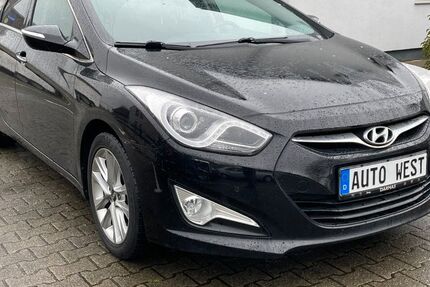 Hyundai i40 113.252 km 8.950 &euro; Hilden 40721