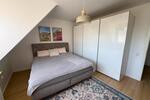 Dachgeschoßwohnung Düsseldorf Niederkassel - 3 Zimmer, 102 m&sup2;, 2.350&euro; | Angebot:27598728