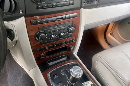 Jeep Commander 177.743 km 7.300 &euro; Mettmann 40822