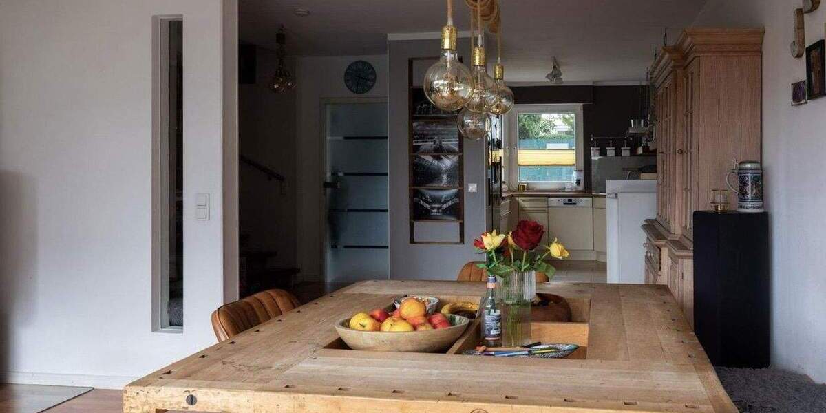 Reihenmittelhaus Wuppertal Elberfeld - 5 Zimmer, 118 m&sup2;, 399.000&euro; | Angebot:23879180