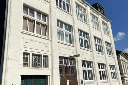 Wohnung Wuppertal Gemarkung Barmen - 5 Zimmer, 210 m&sup2;, 1.880&euro; | Angebot:27303786