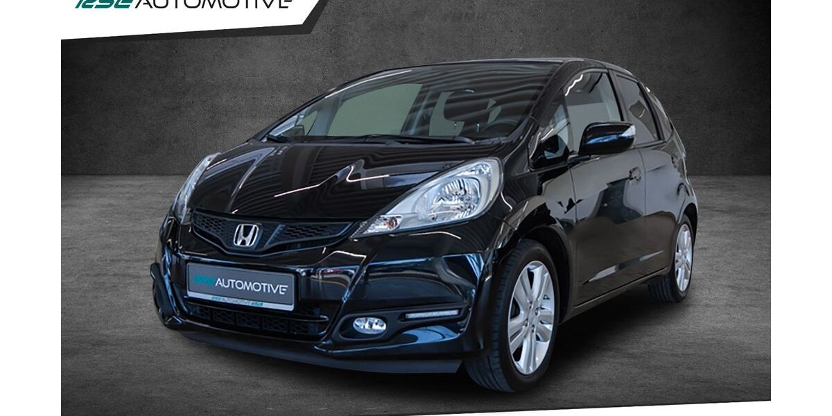 Honda Jazz 127.113 km 8.780 &euro; Halver 58553