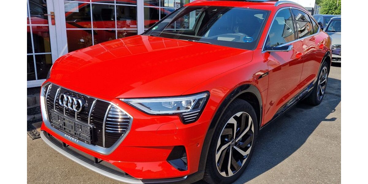 Audi e-tron 37.200 km 35.980 € Solingen 42659