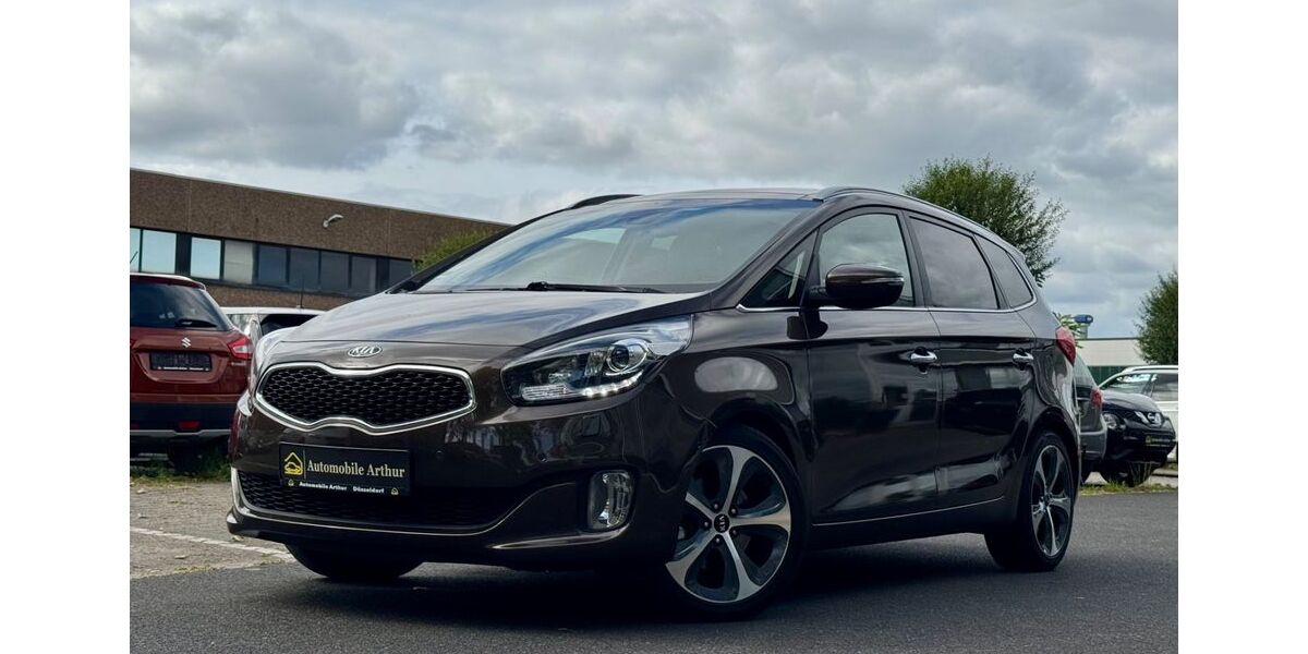 Kia Carens 82.000 km 8.000 &euro; Düsseldorf 40233