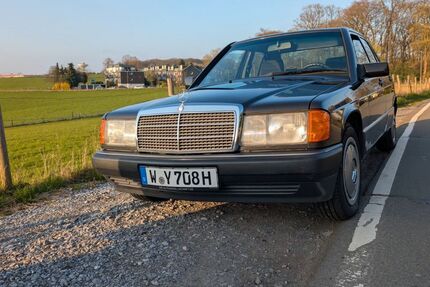 Mercedes-Benz 190 159.500 km 13.900 &euro; Remscheid 42899