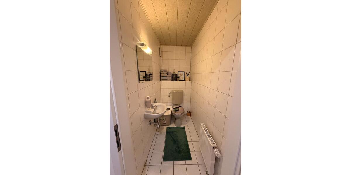 Mehrfamilienhaus, Wohnhaus Leverkusen - 3 Zimmer, 77 m&sup2;, 300.000&euro; | Angebot:24409713