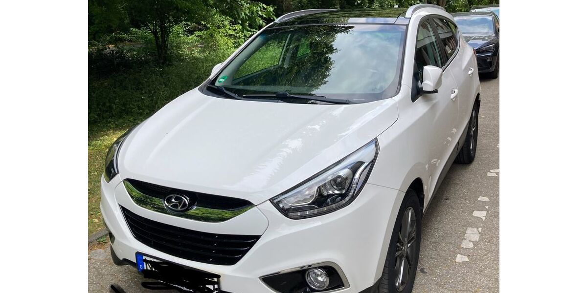 Hyundai ix35 165.000 km 8.200 &euro; Neuss 41469