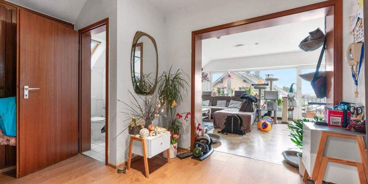 Mehrfamilienhaus, Wohnhaus Odenthal Hüttchen - 8 Zimmer, 251 m&sup2;, 399.000&euro; | Angebot:25775948