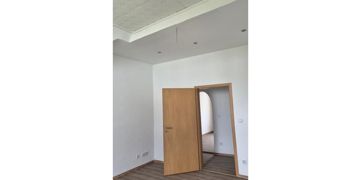 Etagenwohnung Remscheid Remscheid-Süd - 3 Zimmer, 83 m&sup2;, 550&euro; | Angebot:26642917