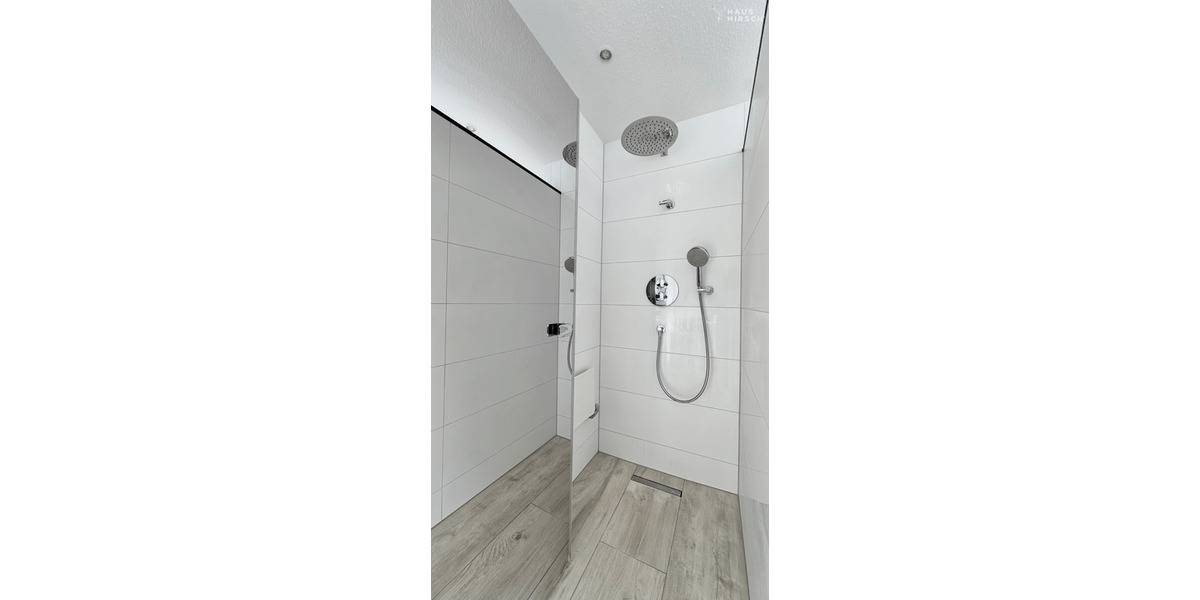 Etagenwohnung Ratingen West - 2 Zimmer, 117 m&sup2;, 1.530&euro; | Angebot:25724943