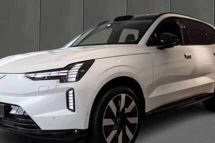 Volvo EX90 9.500 km 77.990 € Köln 50968