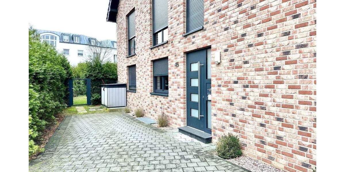 Einfamilienhaus Neuss Stadionviertel - 7 Zimmer, 255 m&sup2;, 998.000&euro; | Angebot:23852464