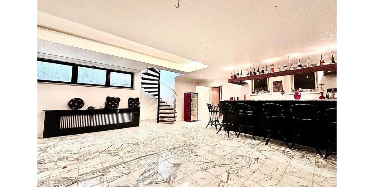 Erdgeschoßwohnung Wuppertal Gemarkung Barmen - 5 Zimmer, 280 m&sup2;, 3.400&euro; | Angebot:24854743