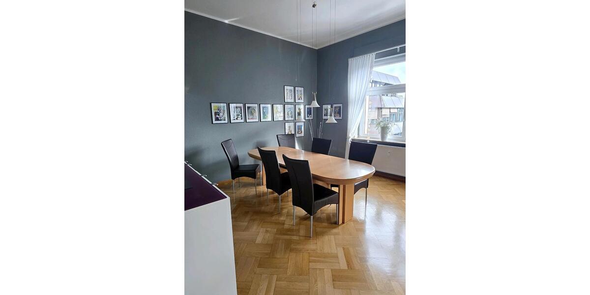 Etagenwohnung Velbert - 4 Zimmer, 110 m&sup2;, 1.290&euro; | Angebot:27618388