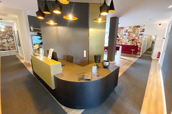 Flexible Büros und Coworking Space direkt am KöGraben - All-in-Miete