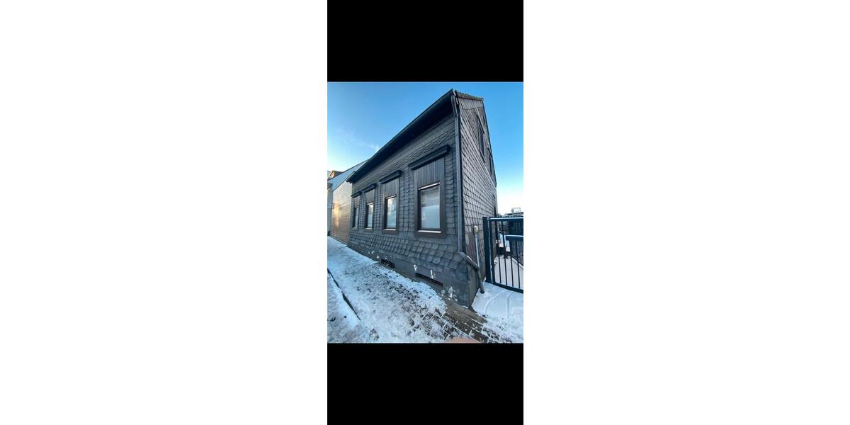 Etagenwohnung Solingen Wald - 3 Zimmer, 80 m&sup2;, 1.150&euro; | Angebot:24671268