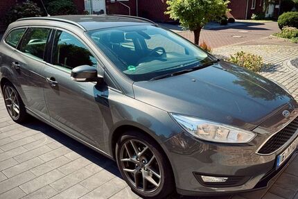 Ford Focus 132.732 km 7.000 &euro; Neuss 41468