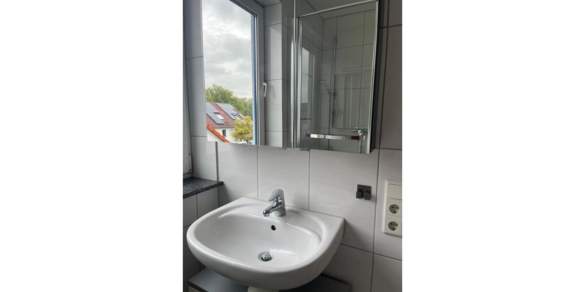 Dachgeschoßwohnung Köln Mülheim - 1 Zimmer, 44 m&sup2;, 660&euro; | Angebot:27625489