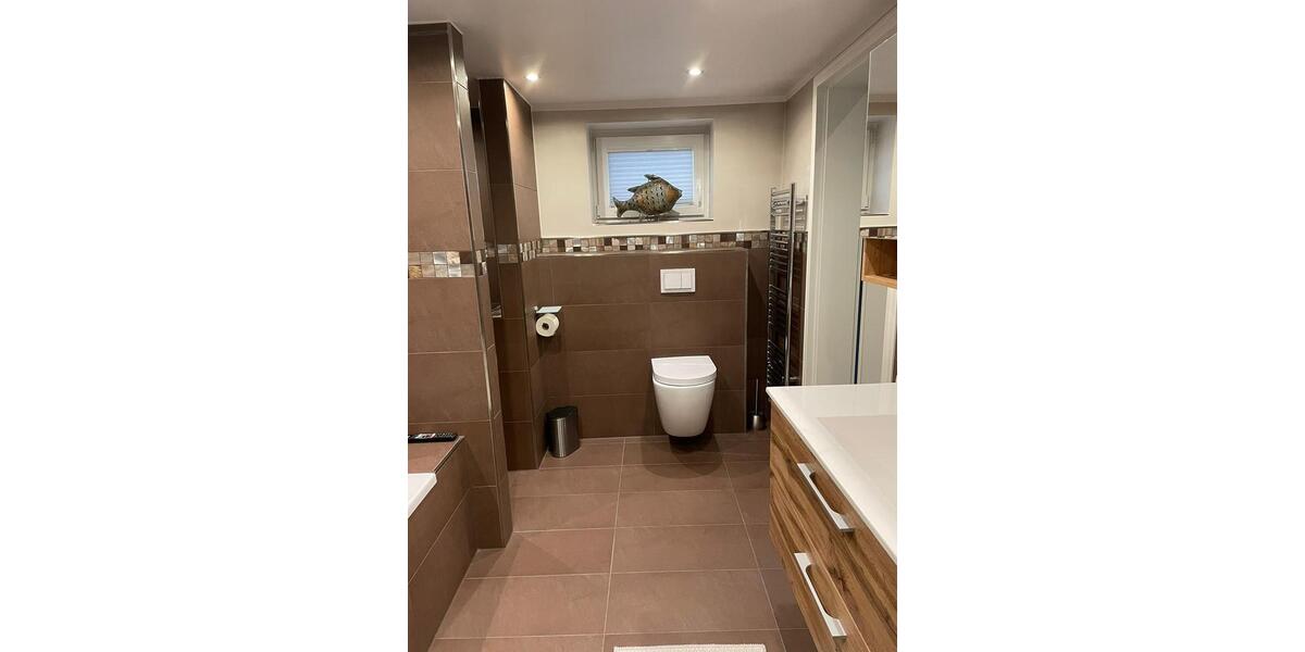 Erdgeschoßwohnung Langenfeld (Rheinland) - 5 Zimmer, 220 m&sup2;, 539.000&euro; | Angebot:25905572