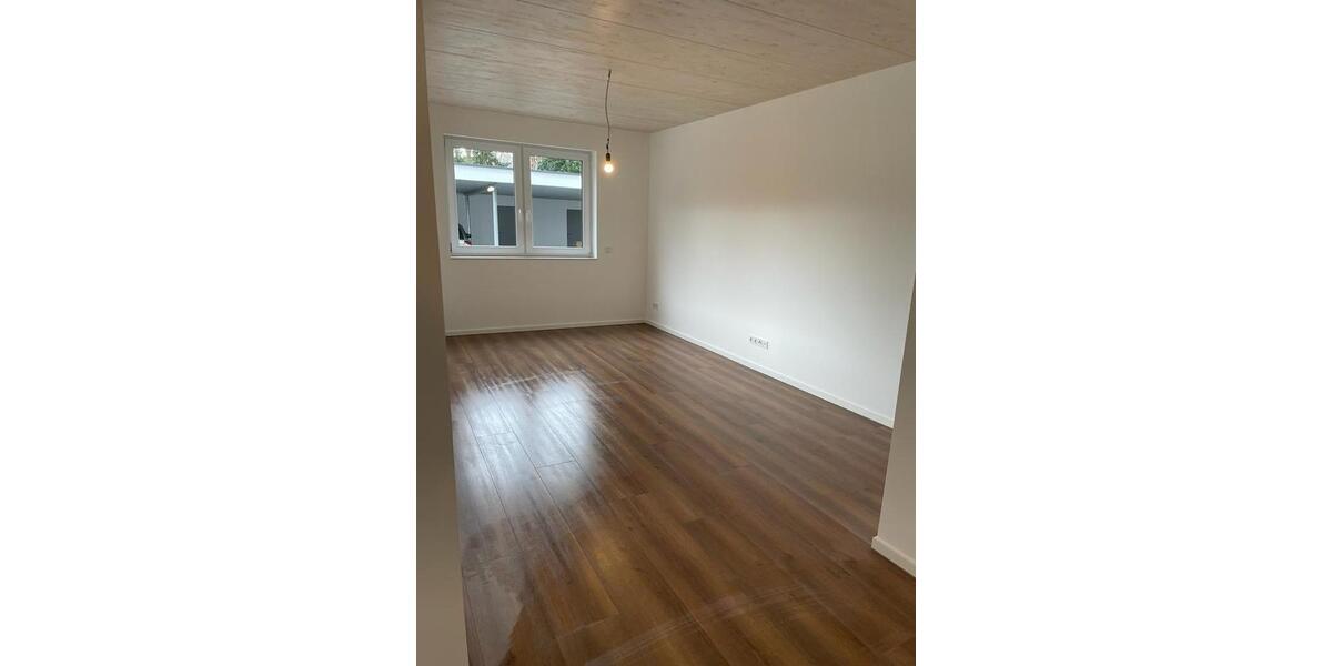 Erdgeschoßwohnung Leverkusen Schlebusch - 2 Zimmer, 77 m&sup2;, 1.230&euro; | Angebot:24815484