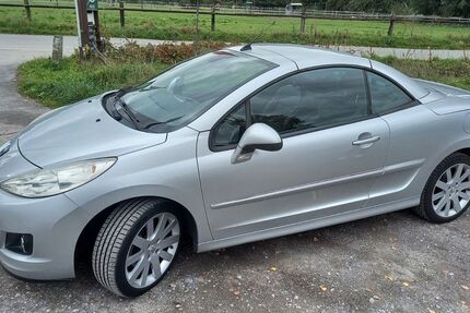 Peugeot 207 71.000 km 5.950 € Hilden 40724